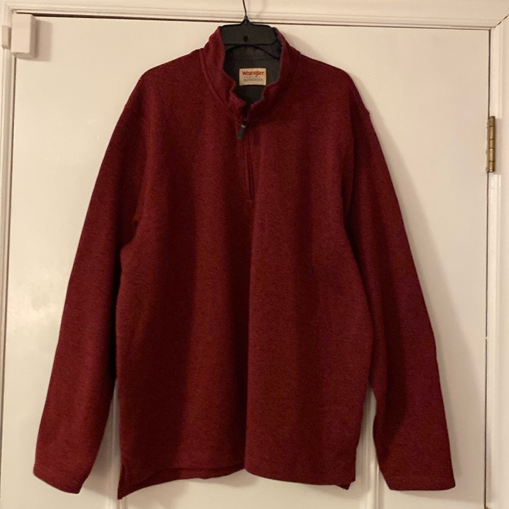 Wrangler 1/4 zip burgundy pullover, Men’s XL, NWOT. Never worn.